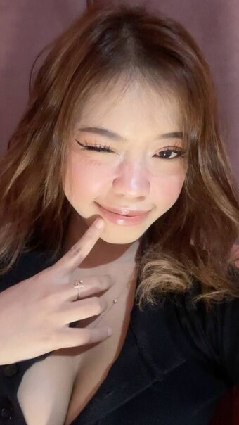 Celva Nahé Úniky OnlyFans Fotka 2