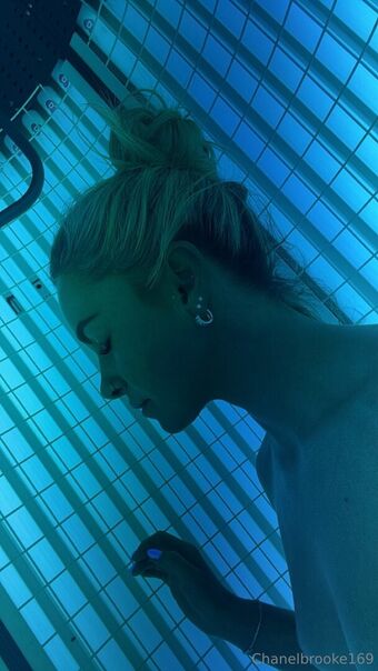 chanel-brooke
