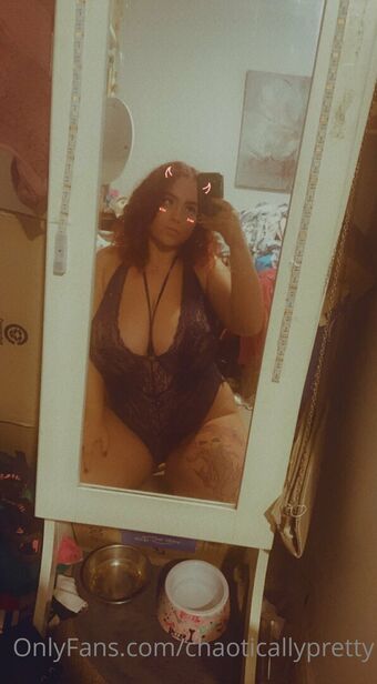 chaoticallypretty Nahé Úniky OnlyFans Fotka 6