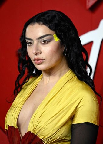 Charli-xcx