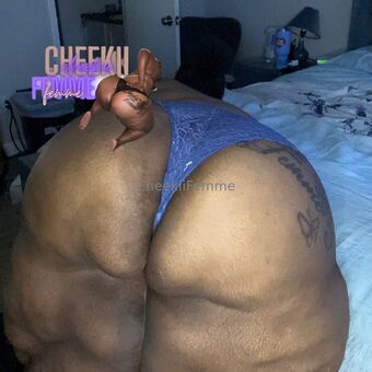 cheekiifemme02