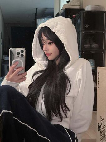Cher._e Nahé Úniky OnlyFans Fotka 112