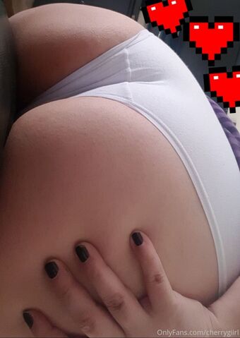cherrygiirl Nahé Úniky OnlyFans Fotka 12