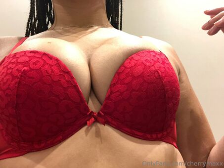 cherrymaxx Nahé Úniky OnlyFans Fotka 13