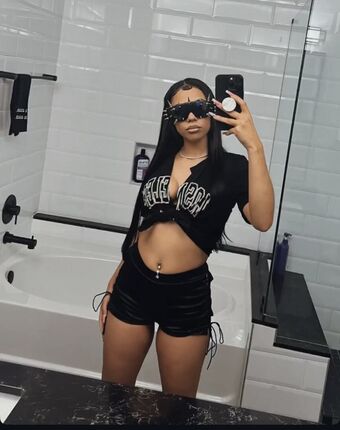 _cheyglizzy Nahé Úniky OnlyFans Fotka 1
