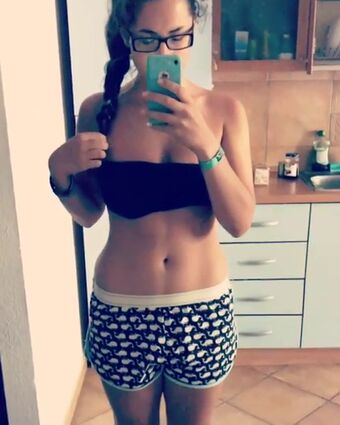 Ckibe Nahé Úniky OnlyFans Fotka 7