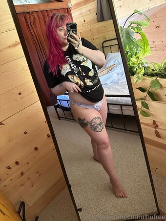 cnthulhu Nahé Úniky OnlyFans Fotka 6