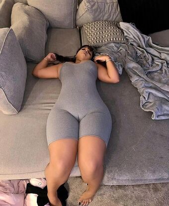 Codly Plays Nahé Úniky OnlyFans Fotka 4