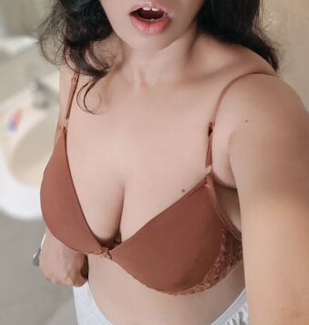 Cold_Base3606 Nahé Úniky OnlyFans Fotka 11