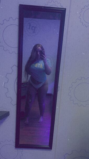 Colette Mae Nahé Úniky OnlyFans Fotka 19