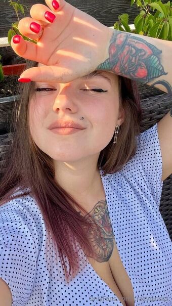 crazygirlsss Nahé Úniky OnlyFans Fotka 2