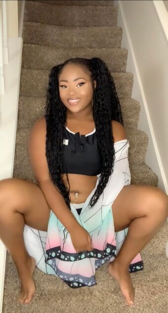 Dahja Nahé Úniky OnlyFans Fotka 23