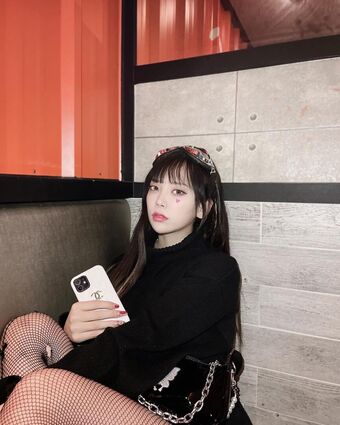 dami_amond
