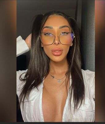 Danika Patrick Nahé Úniky OnlyFans Fotka 2