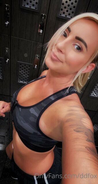 ddfox Nahé Úniky OnlyFans Fotka 29