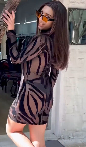Deabaadi Nahé Úniky OnlyFans Fotka 8