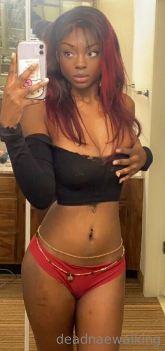 deadnaefree Nahé Úniky OnlyFans Fotka 14