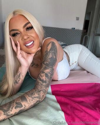 Deminecka Nahé Úniky OnlyFans Fotka 52