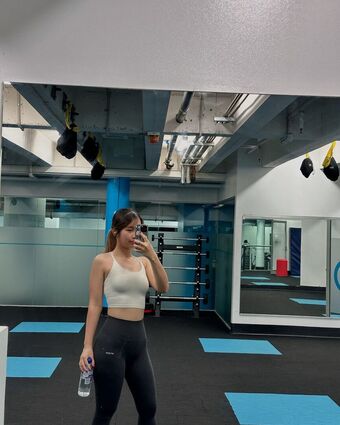 Devytha Maharani Nahé Úniky OnlyFans Fotka 18