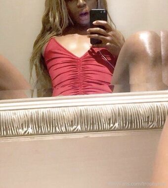 dickbitch Nahé Úniky OnlyFans Fotka 2
