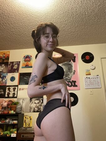 Dinkhoe Nahé Úniky OnlyFans Fotka 3