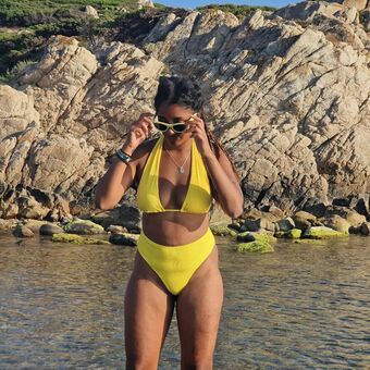 Dinusha Nahé Úniky OnlyFans Fotka 8
