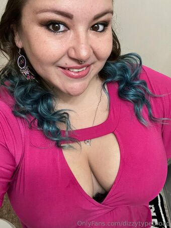 dizzytypebroad Nahé Úniky OnlyFans Fotka 13