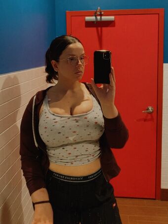 dopesample Nahé Úniky OnlyFans Fotka 1