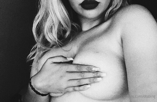 dotknij Nahé Úniky OnlyFans Fotka 8