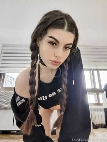 Dragona Nahé Úniky OnlyFans Fotka 15