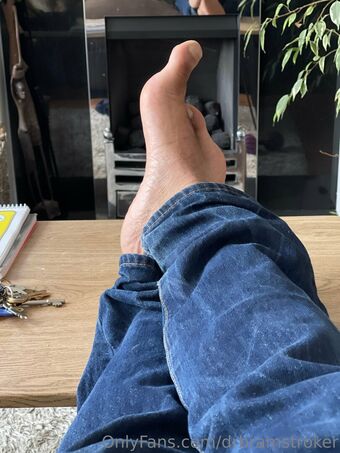 drbramstroker Nahé Úniky OnlyFans Fotka 1