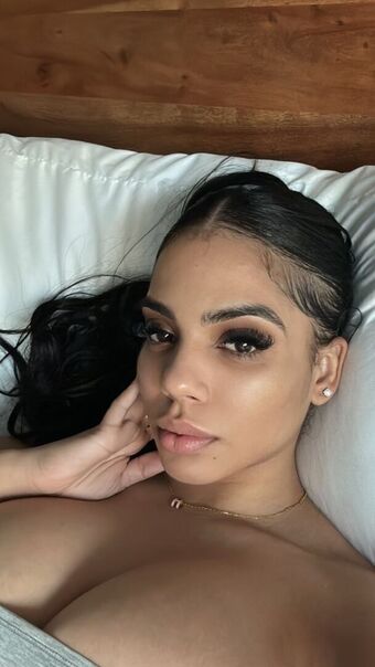 E.dot Nahé Úniky OnlyFans Fotka 28