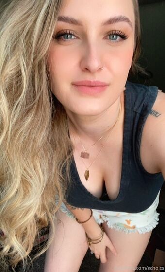 Echoics Nahé Úniky OnlyFans Fotka 9