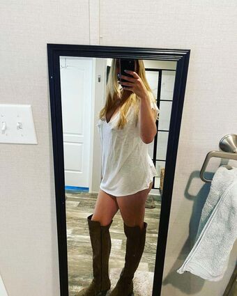 Eevalee Nahé Úniky OnlyFans Fotka 4