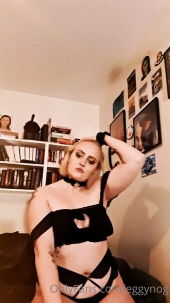 eggynog Nahé Úniky OnlyFans Fotka 14