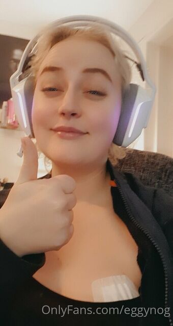 eggynog Nahé Úniky OnlyFans Fotka 17