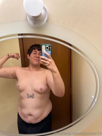 elconnor19 Nahé Úniky OnlyFans Fotka 16