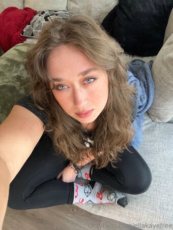 ellakayefree