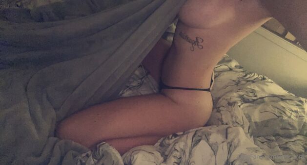 ellenanne Nahé Úniky OnlyFans Fotka 2