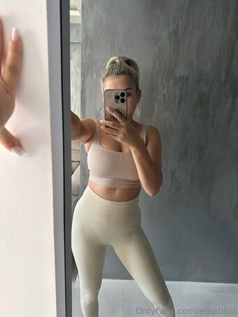 emabliss Nahé Úniky OnlyFans Fotka 11