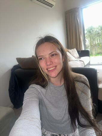 ember501 Nahé Úniky OnlyFans Fotka 18