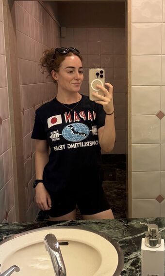 Emily Roach Nahé Úniky OnlyFans Fotka 7
