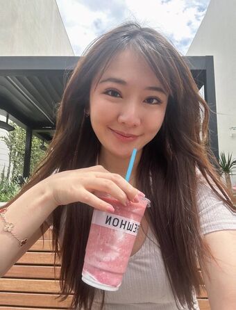 Emily Wang Nahé Úniky OnlyFans Fotka 44