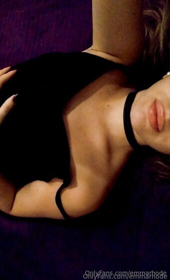 emmarhode Nahé Úniky OnlyFans Fotka 3