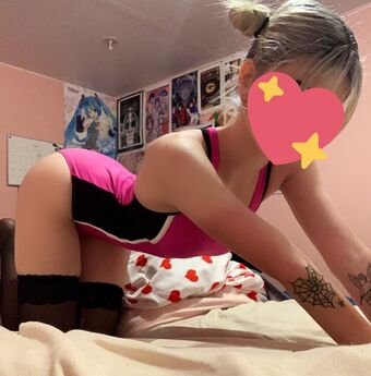 emoassyrian Nahé Úniky OnlyFans Fotka 17