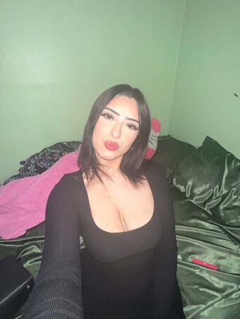 Emptycupcakee Nahé Úniky OnlyFans Fotka 4
