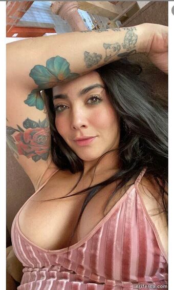 eriferca Nahé Úniky OnlyFans Fotka 2