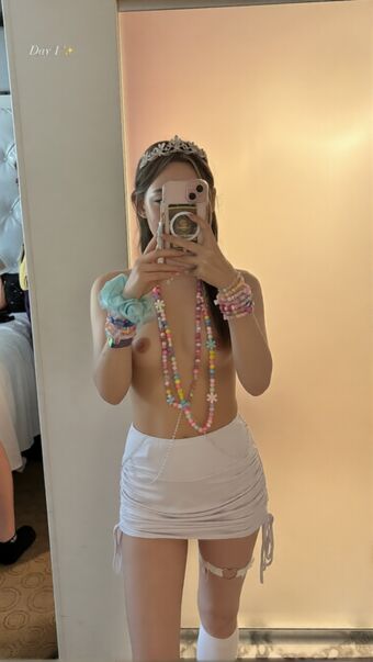 esblee Nahé Úniky OnlyFans Fotka 100