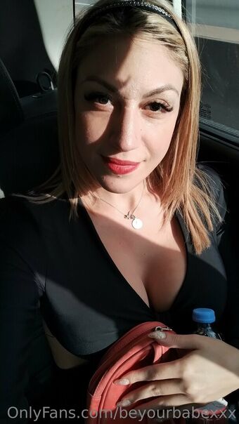 evacream Nahé Úniky OnlyFans Fotka 16