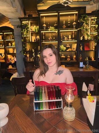 evahazel Nahé Úniky OnlyFans Fotka 17